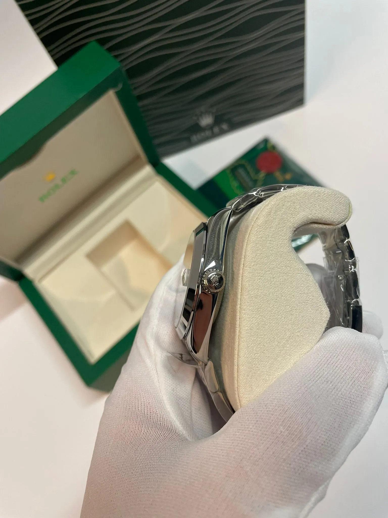 DayDate Green