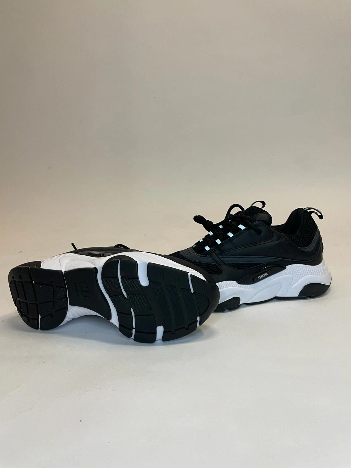Christian Dior B22 Black White