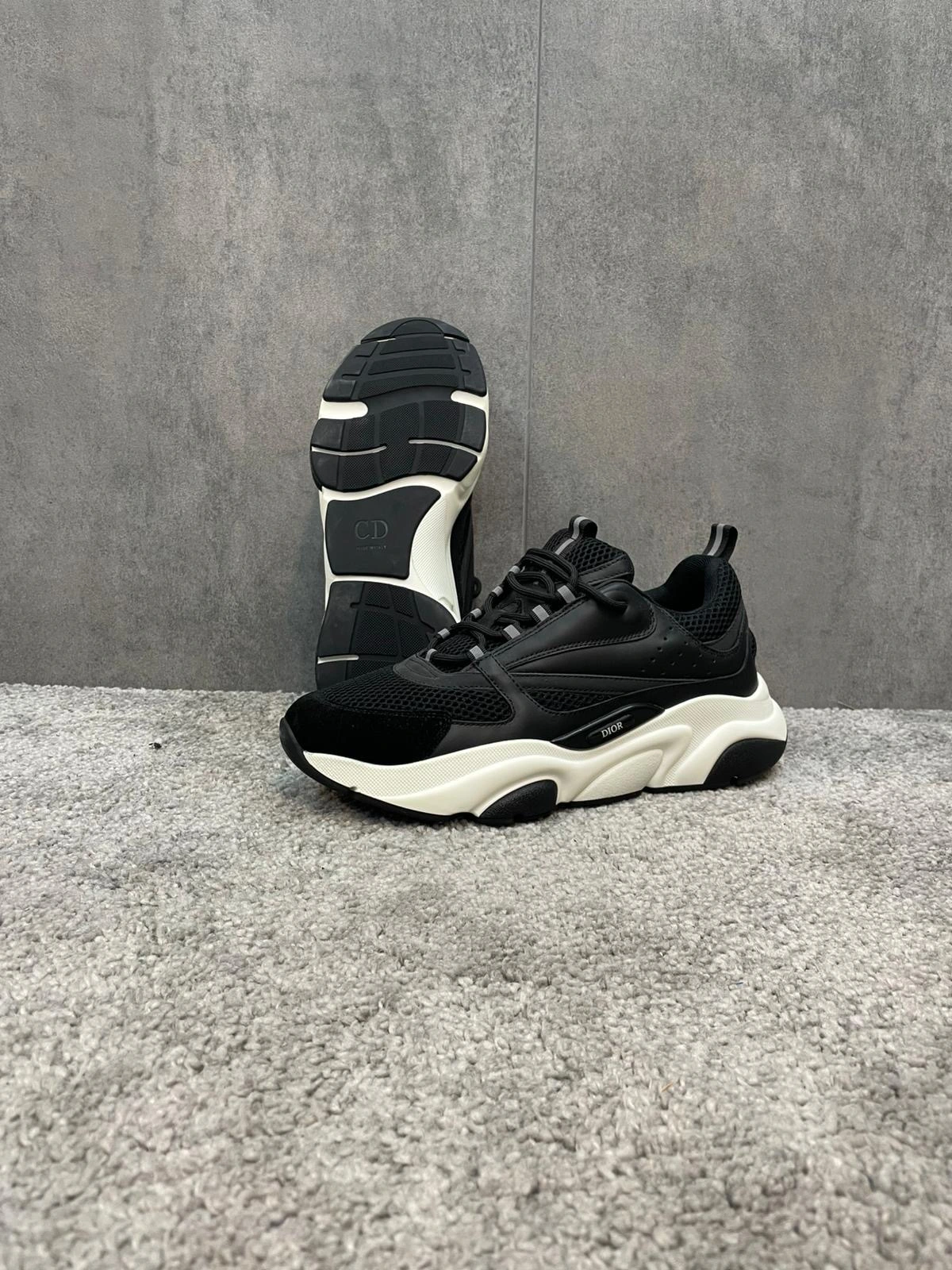 Christian Dior B22 Black White