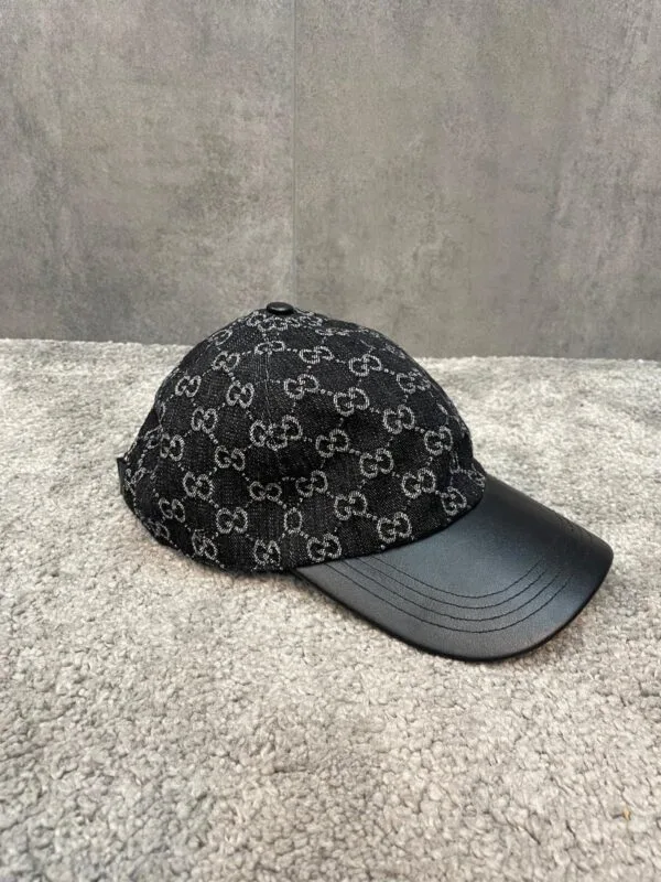 Gucci Cap Black And White